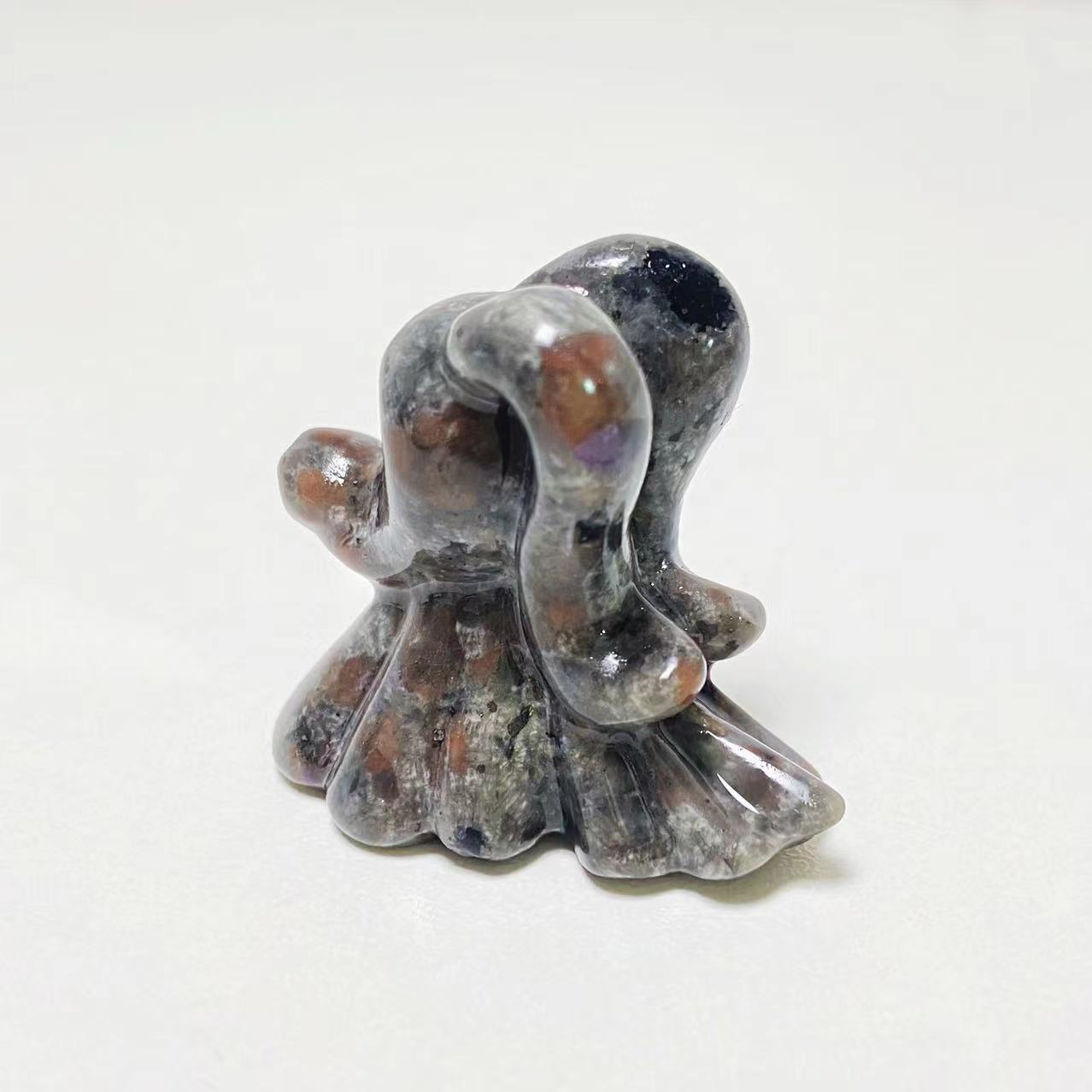 Crystal zero dog carvings