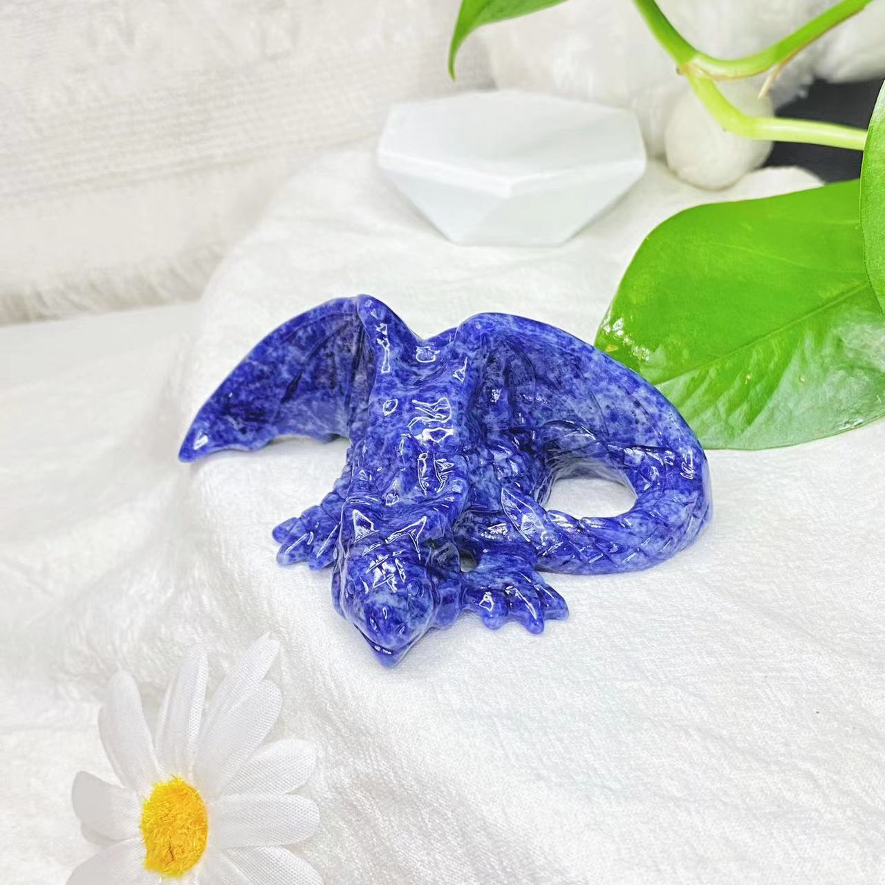 Crystal flying dragon carvings