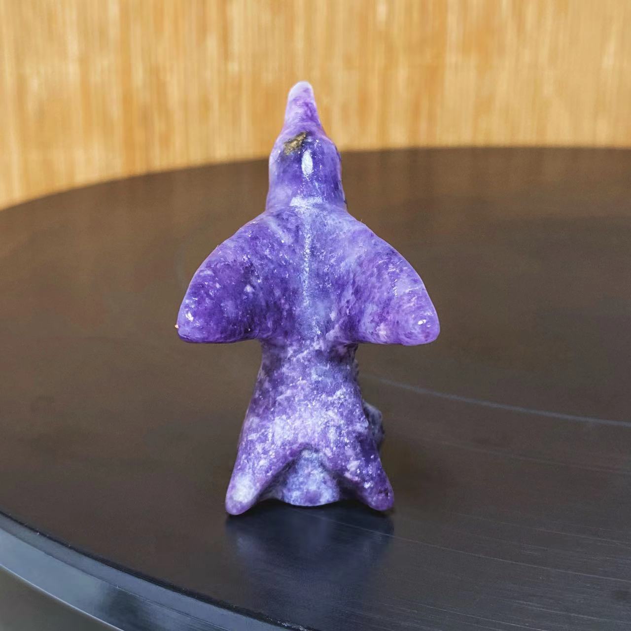 Crystal hummingbird carvings