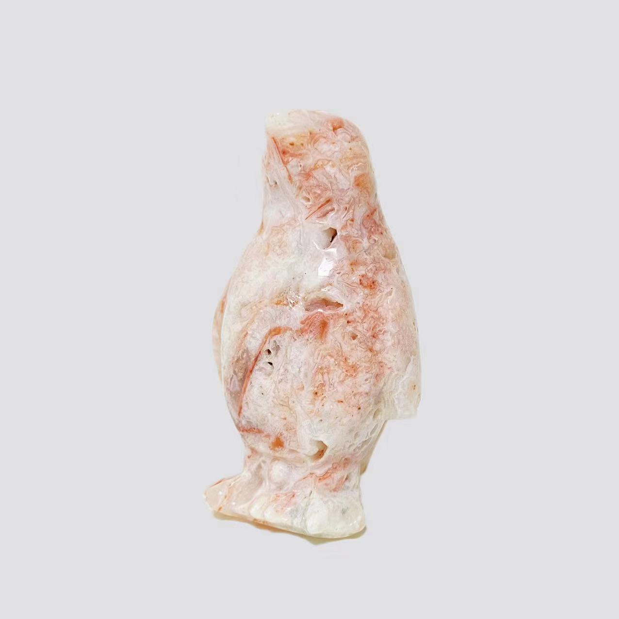 Crystal penguin carvings