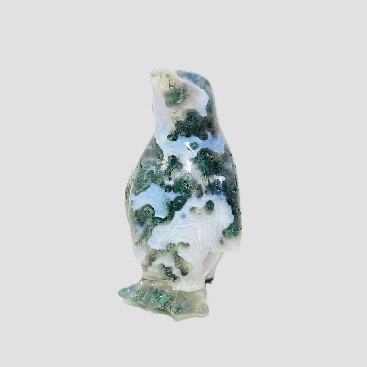 Crystal penguin carvings