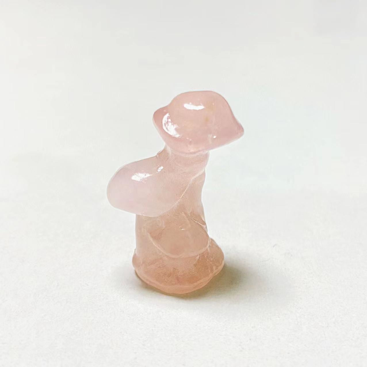 Crystal three mushrooms small carving