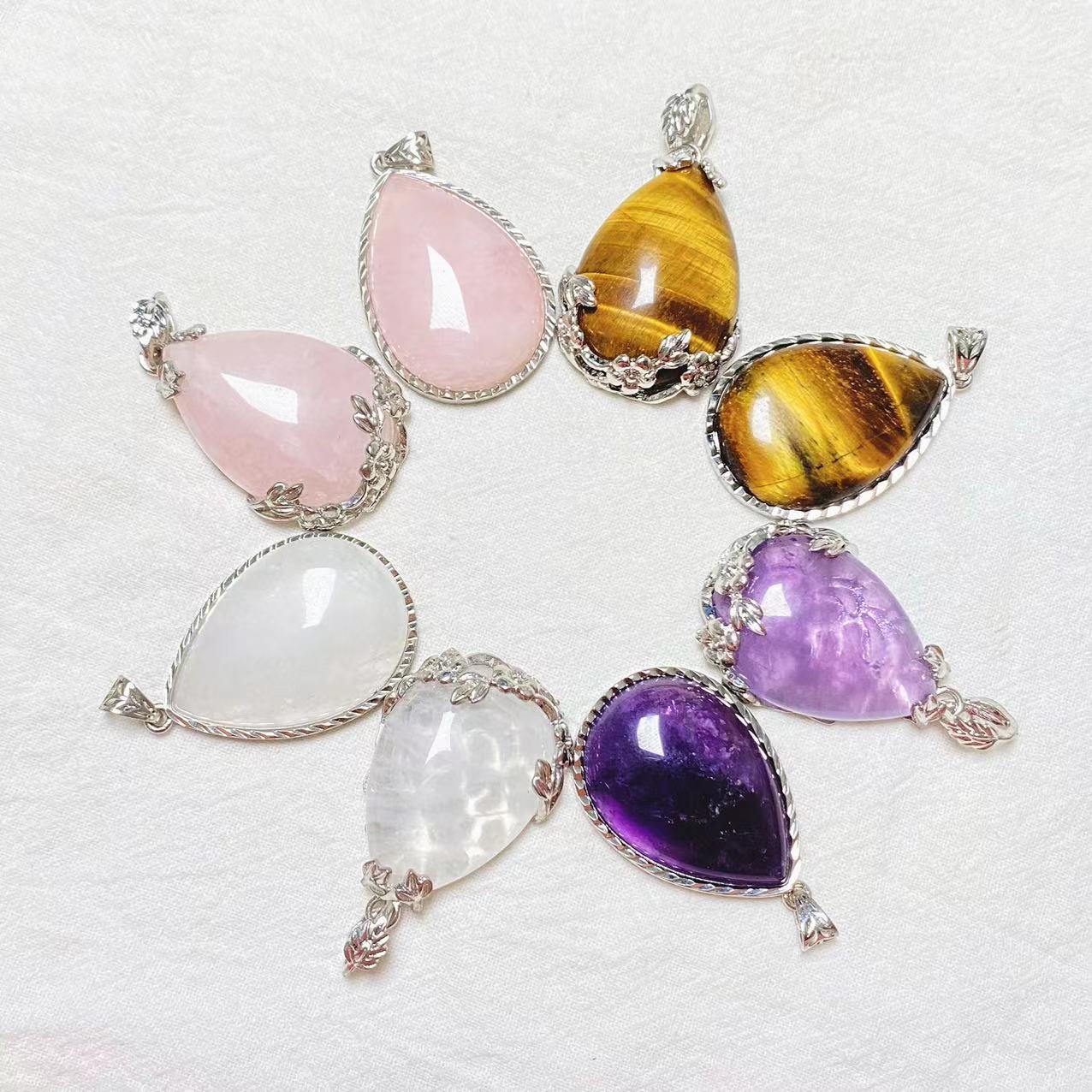 waterdrop shape pendants