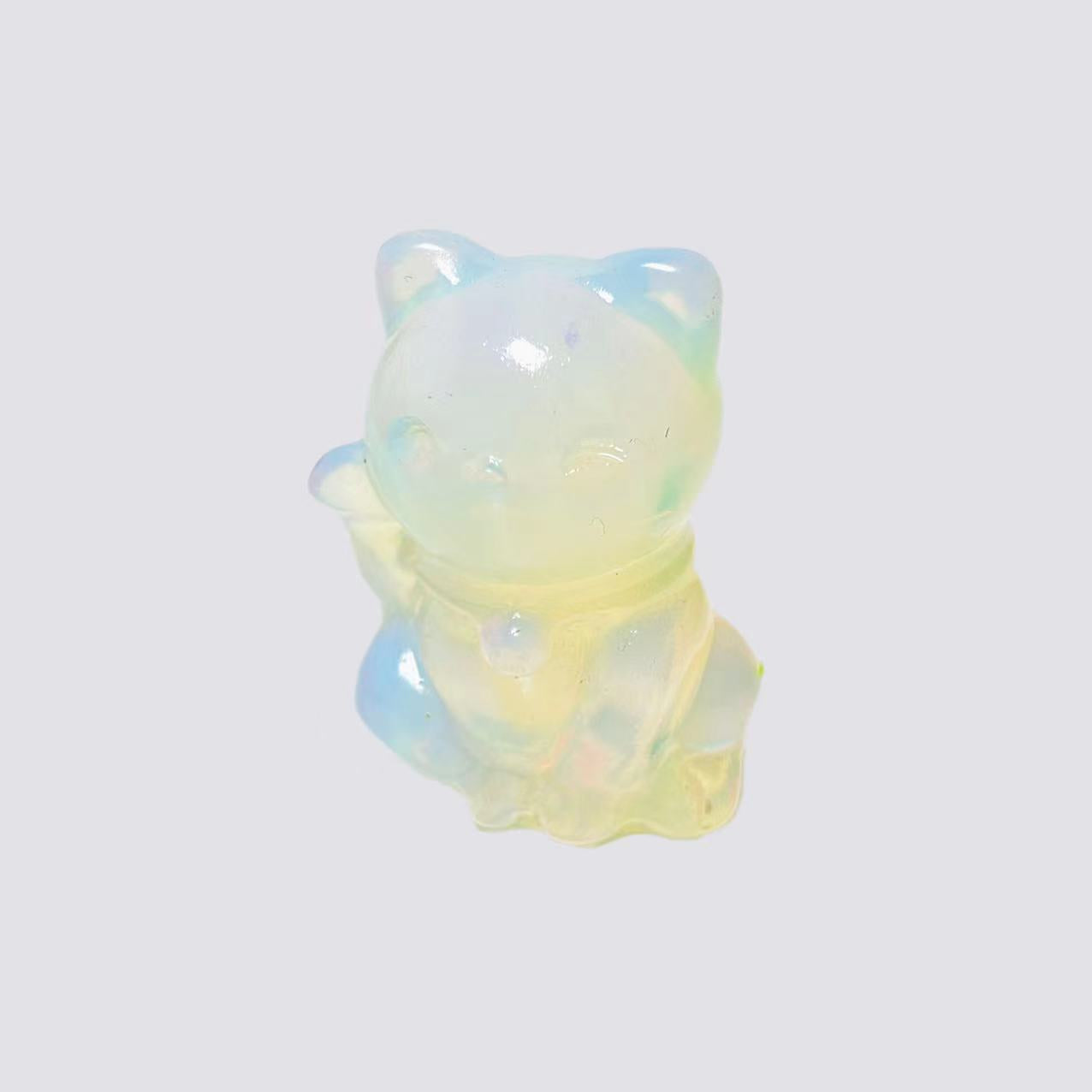 Lucky cat small carving