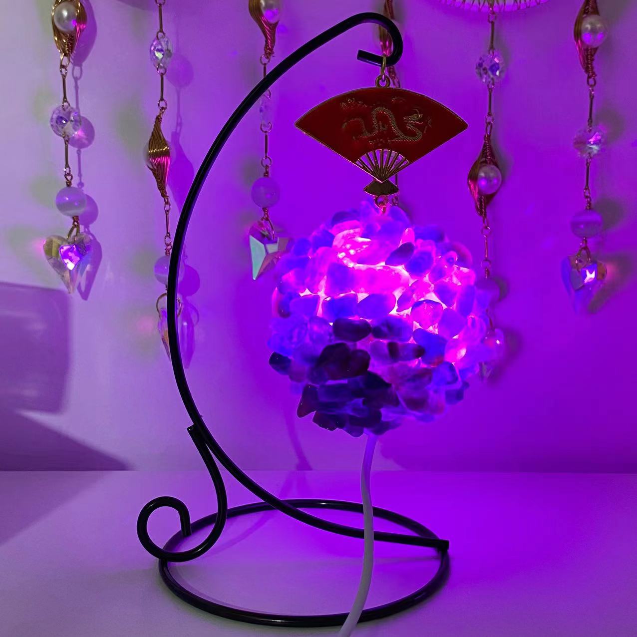 Chips sphere light with stand