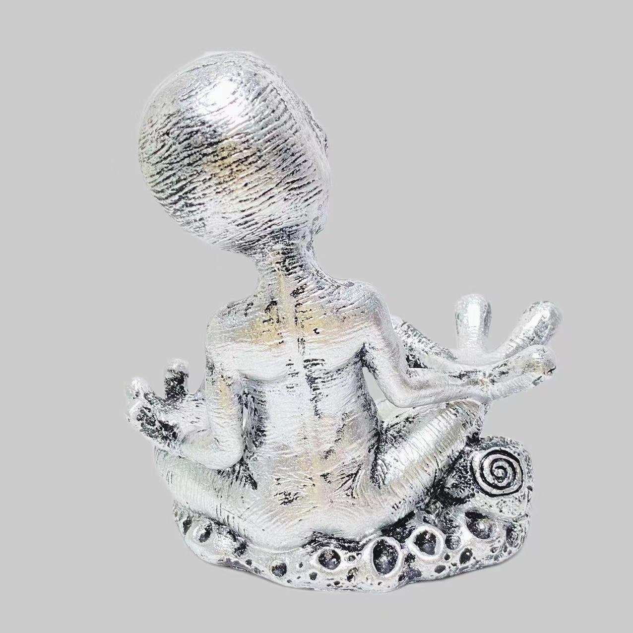Resin Alien double spheres stand