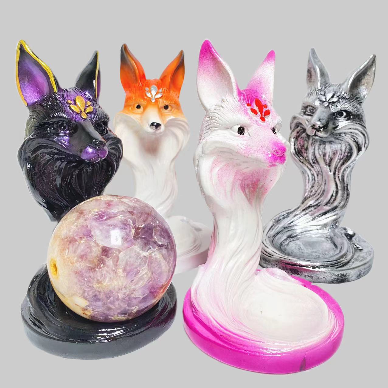 Resin fox sphere stand