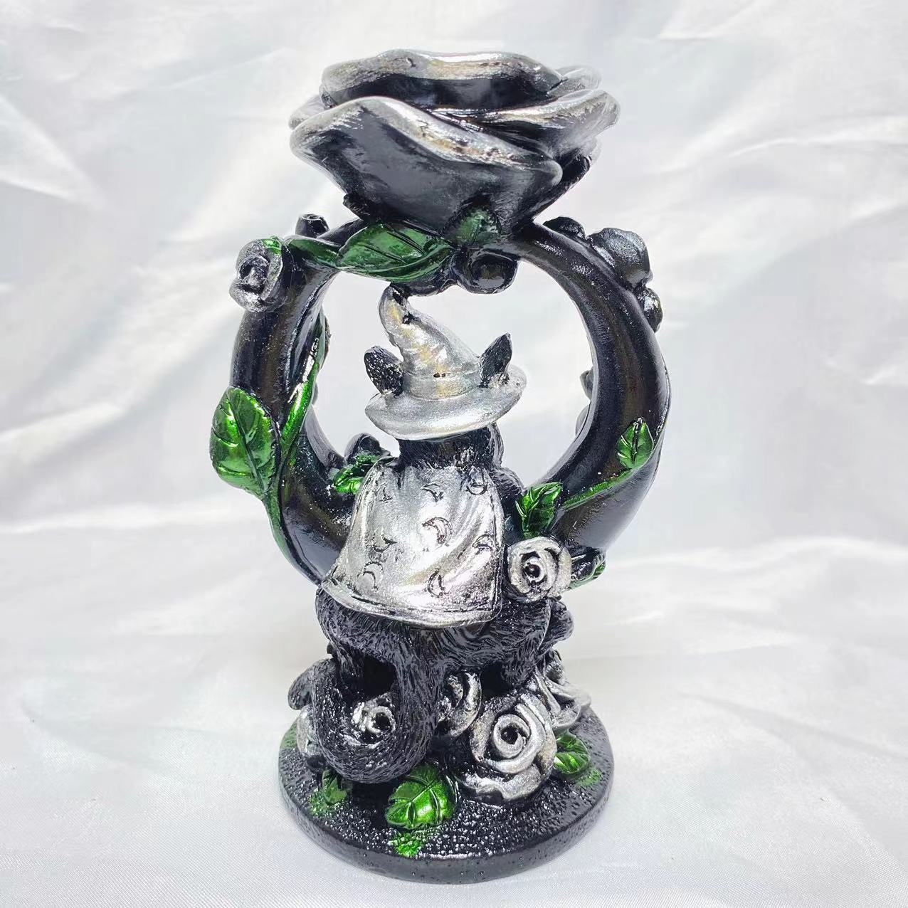 Resin rose moon cat sphere stand