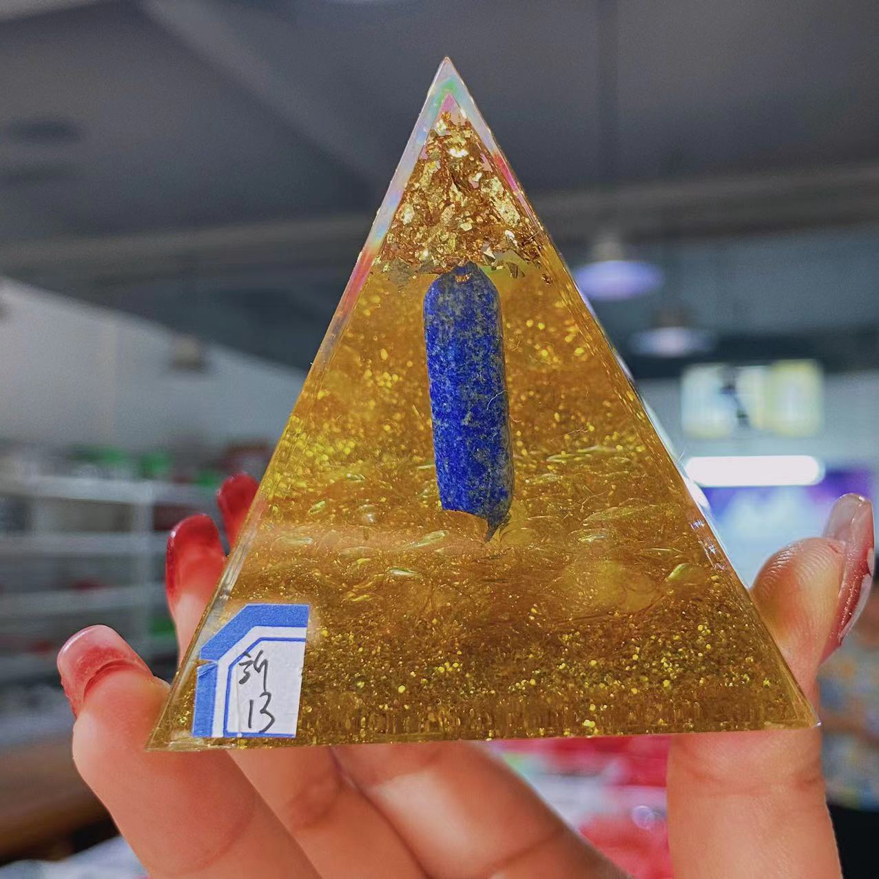 Resin chips orgonite pyramid