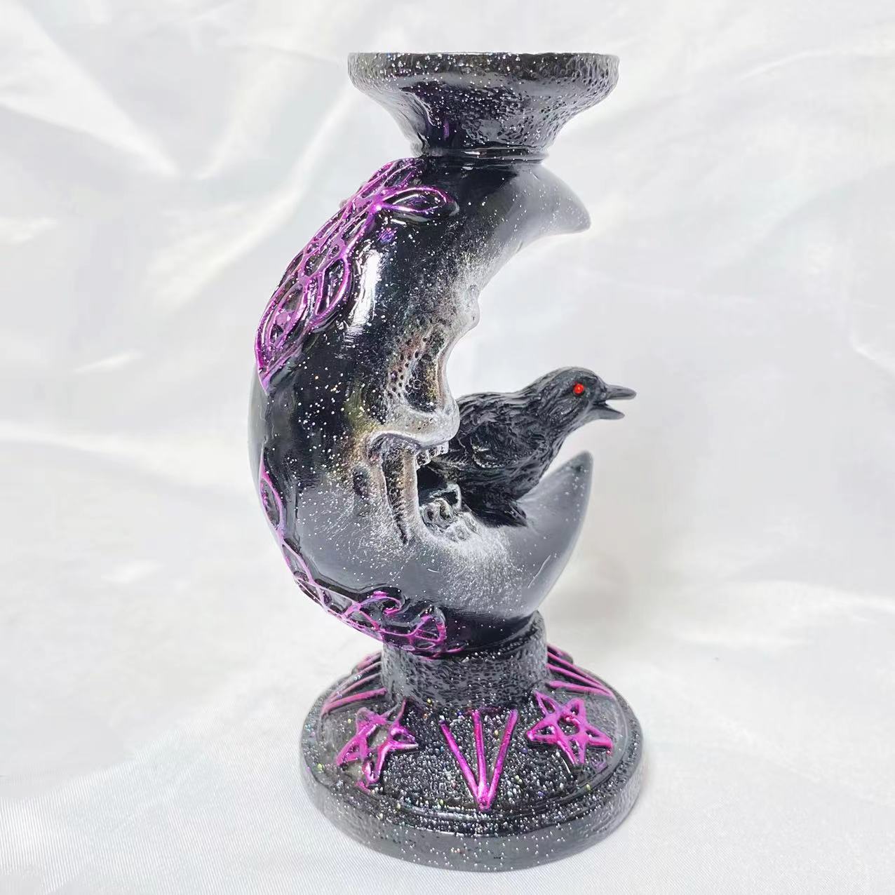 Resin moon skull with raven sphere stand