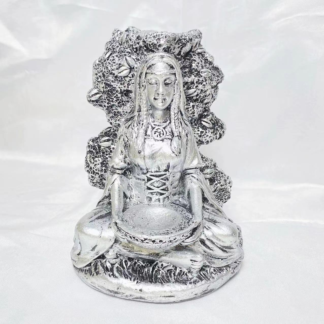 Resin tree spirit sphere stand