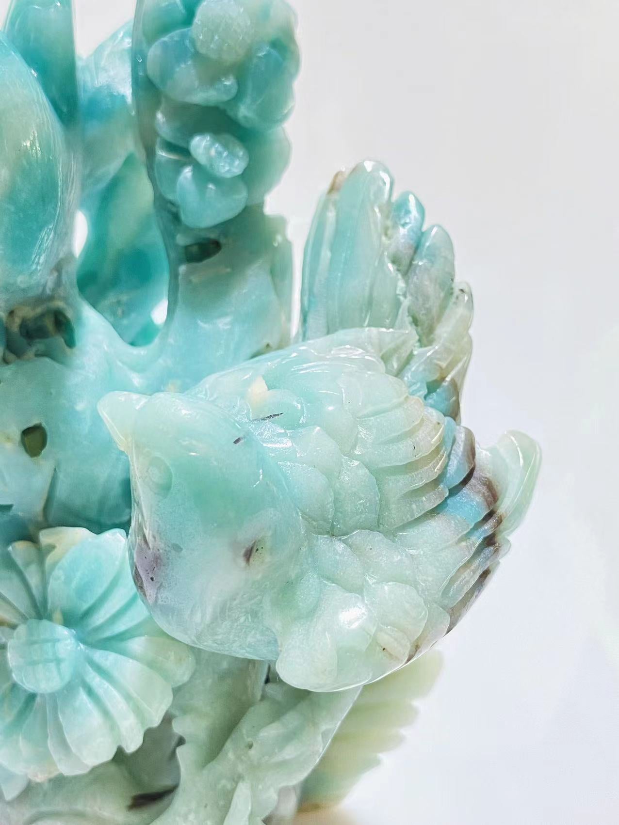 Caribbean Calcite doublle birds with flowers big carving