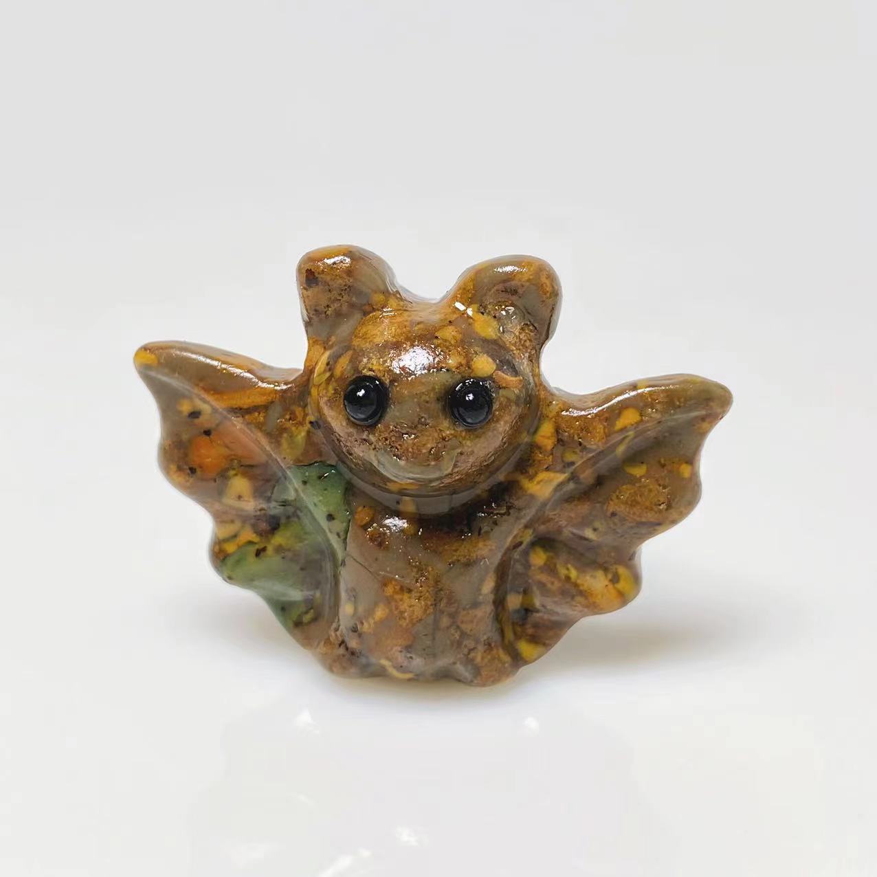 Baby bat carvings