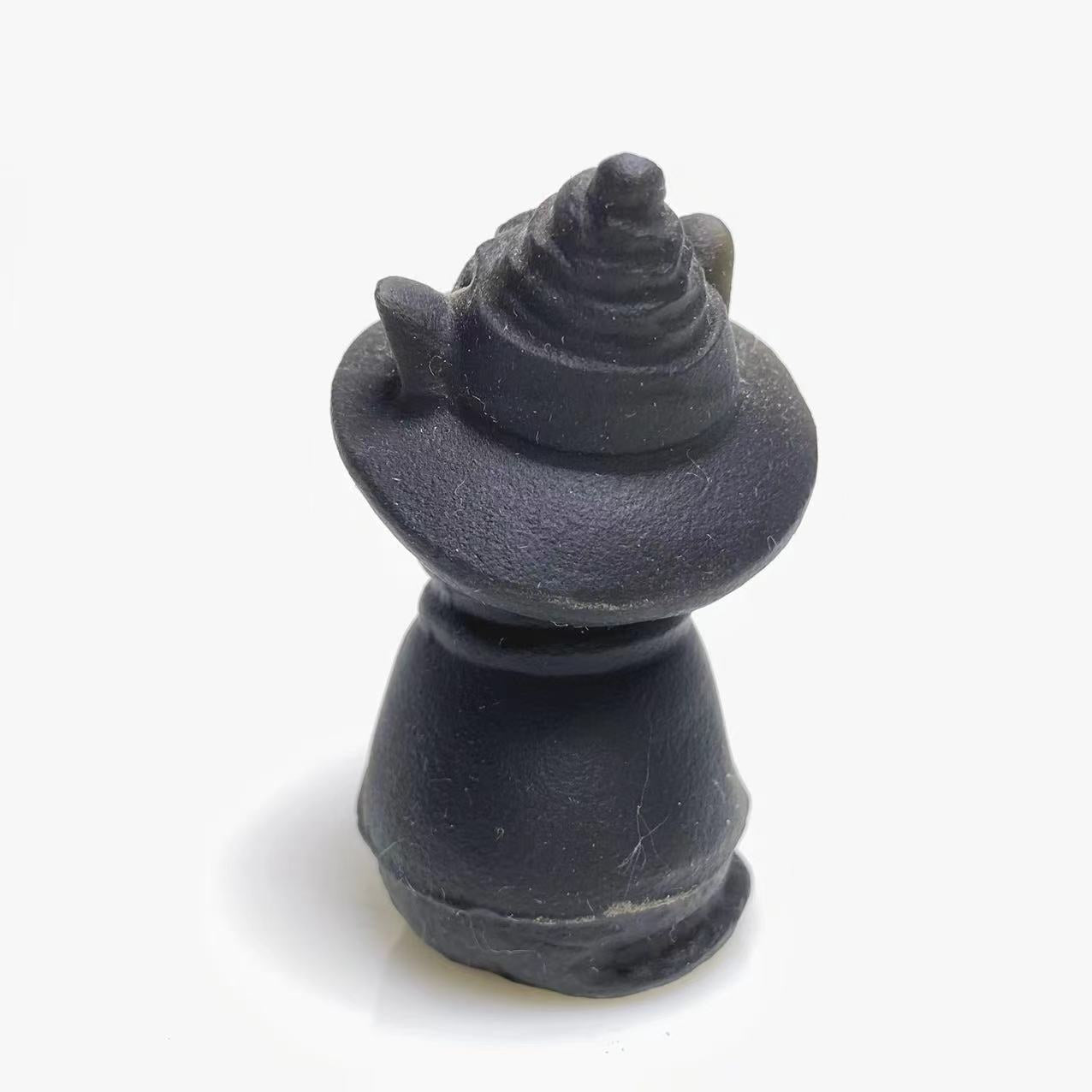 Black obsidian magic cat carving