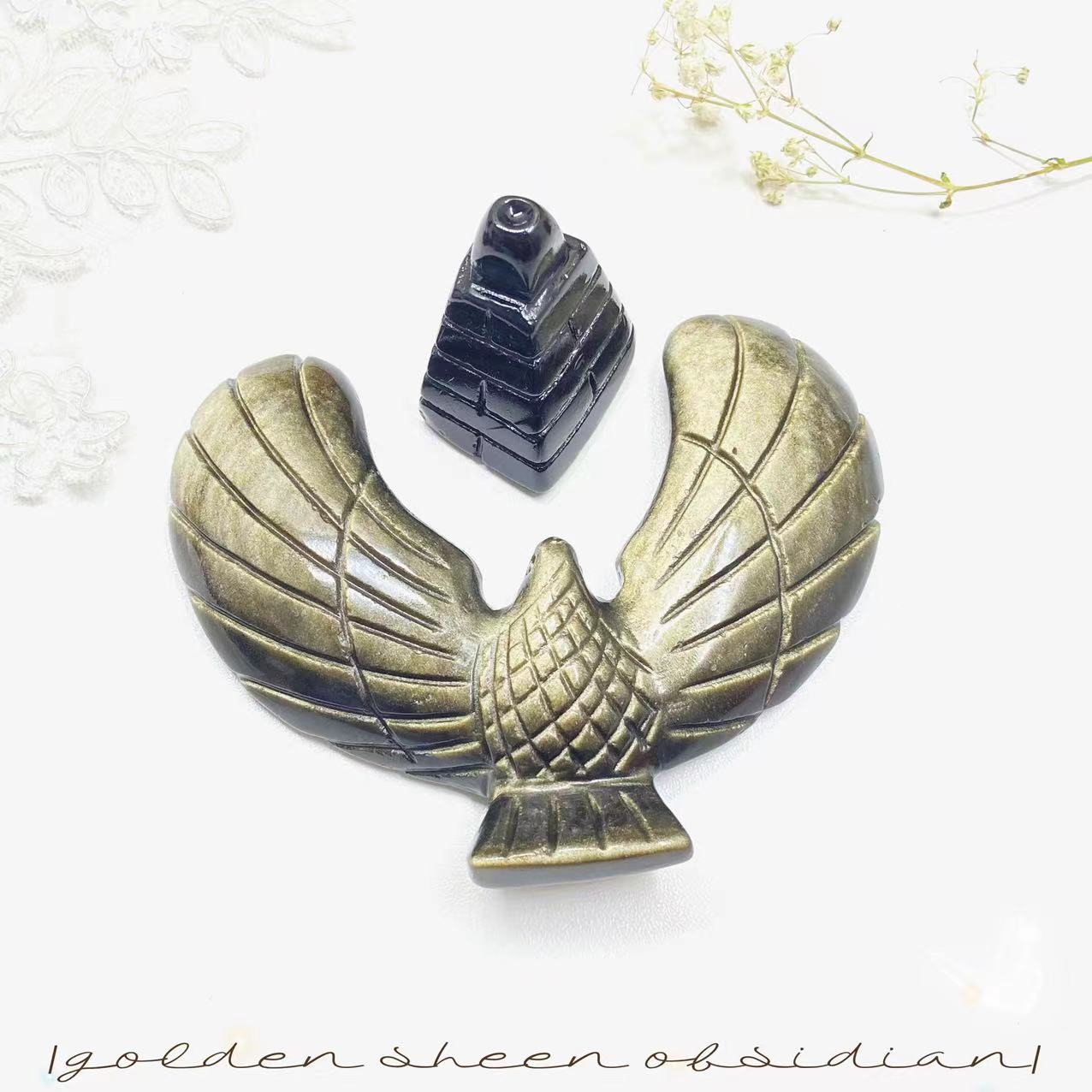 Spin eagle carving with base one set