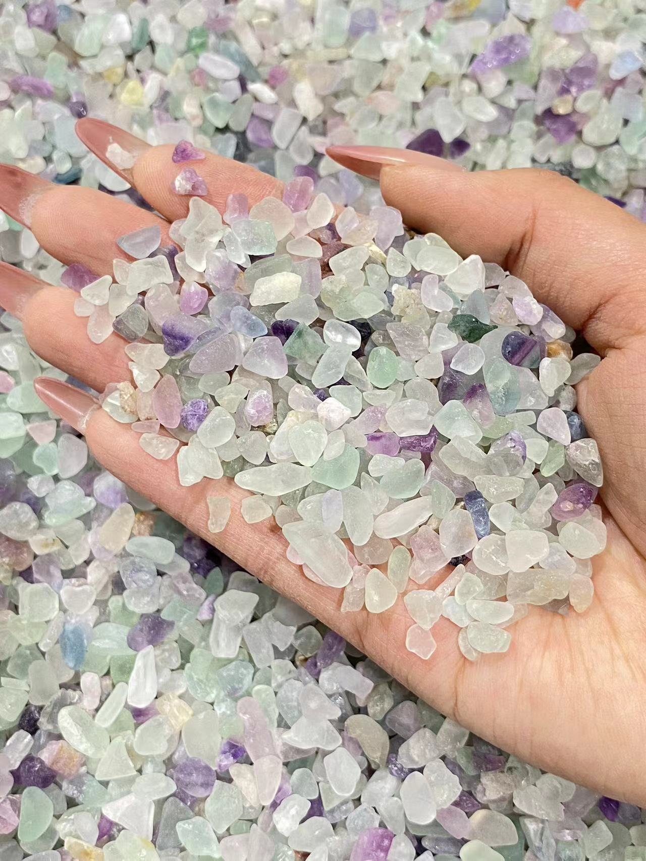 Rainbow fluorite chips
