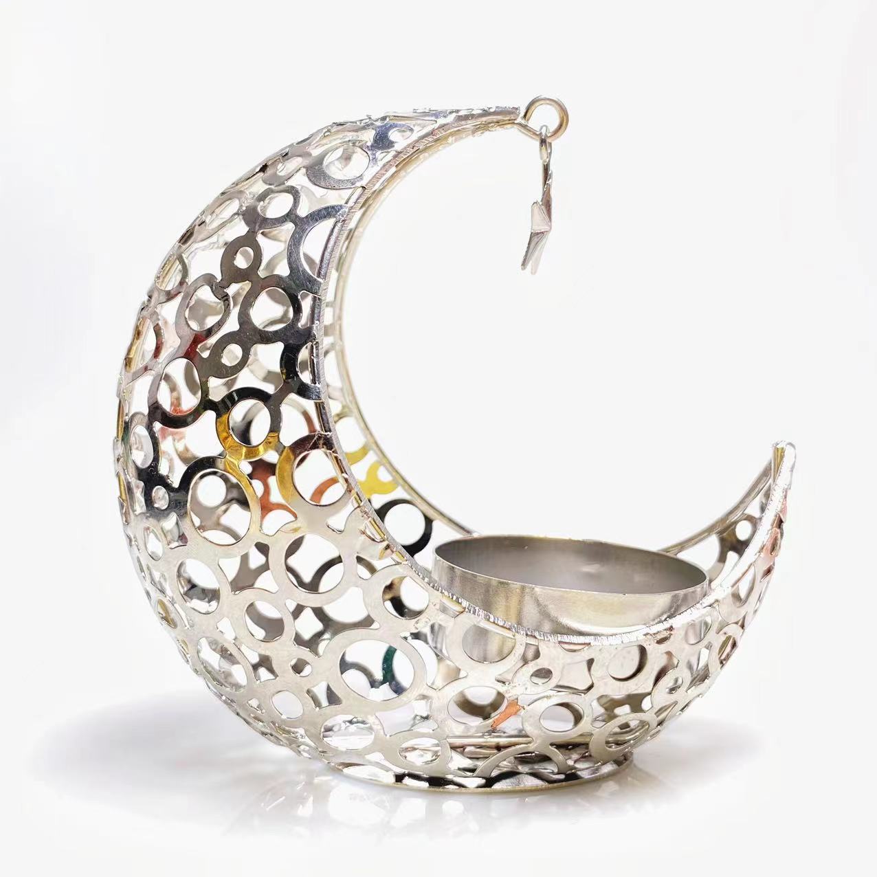 Metal moon candle holder