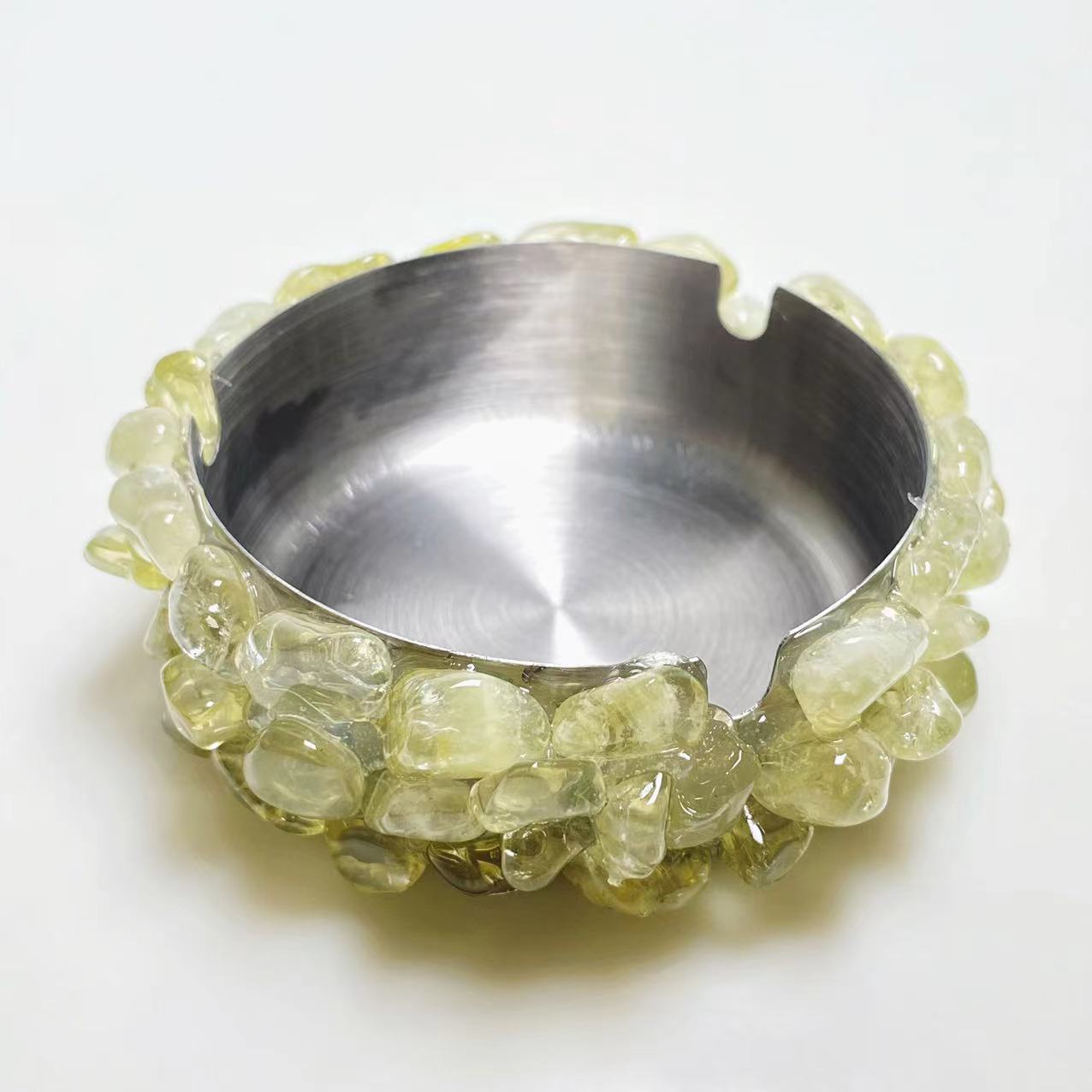 Crystal chips ashtray