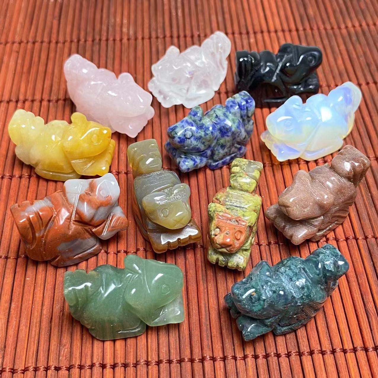 Mini squirrels carvings