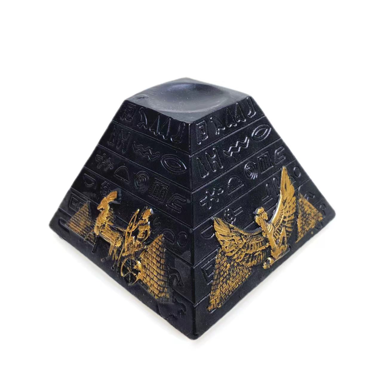 Resin pyramid sphere stand