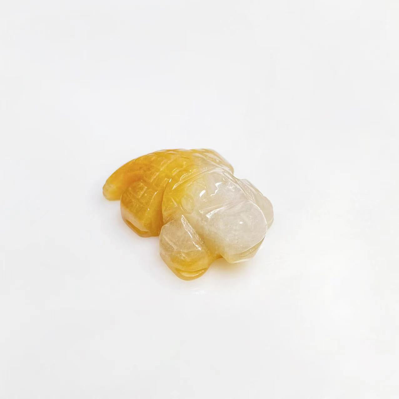 Mini alligator carving