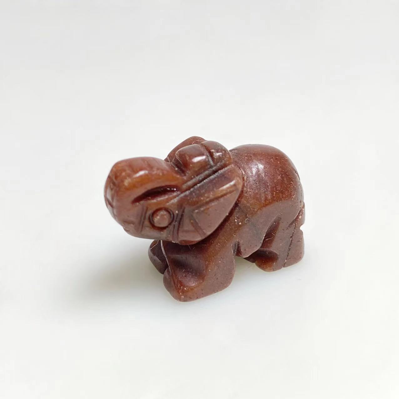 Mini elephant carvings