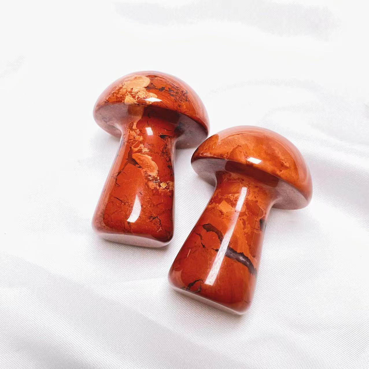 Crystal 2 inches mushroom