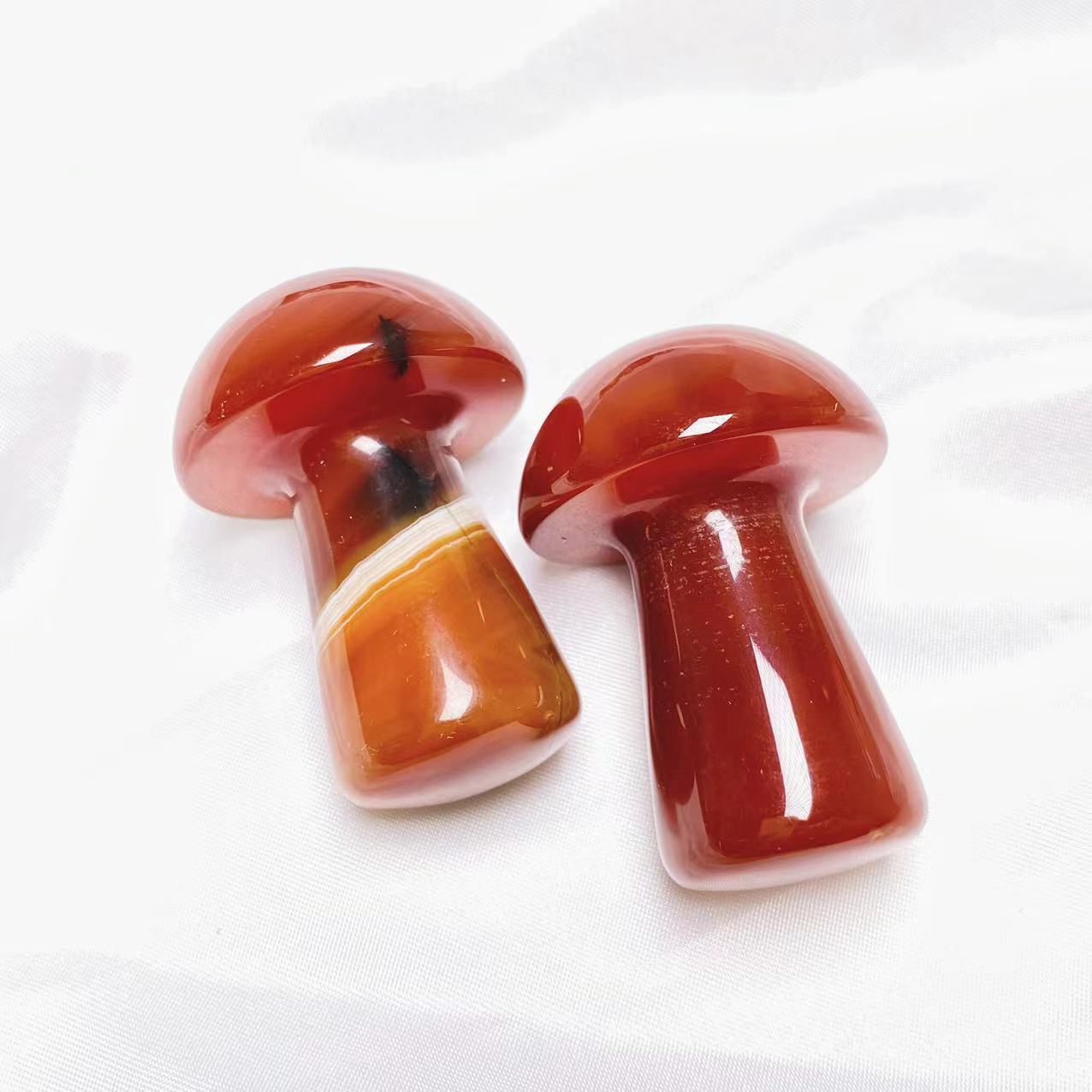 Crystal 2 inches mushroom