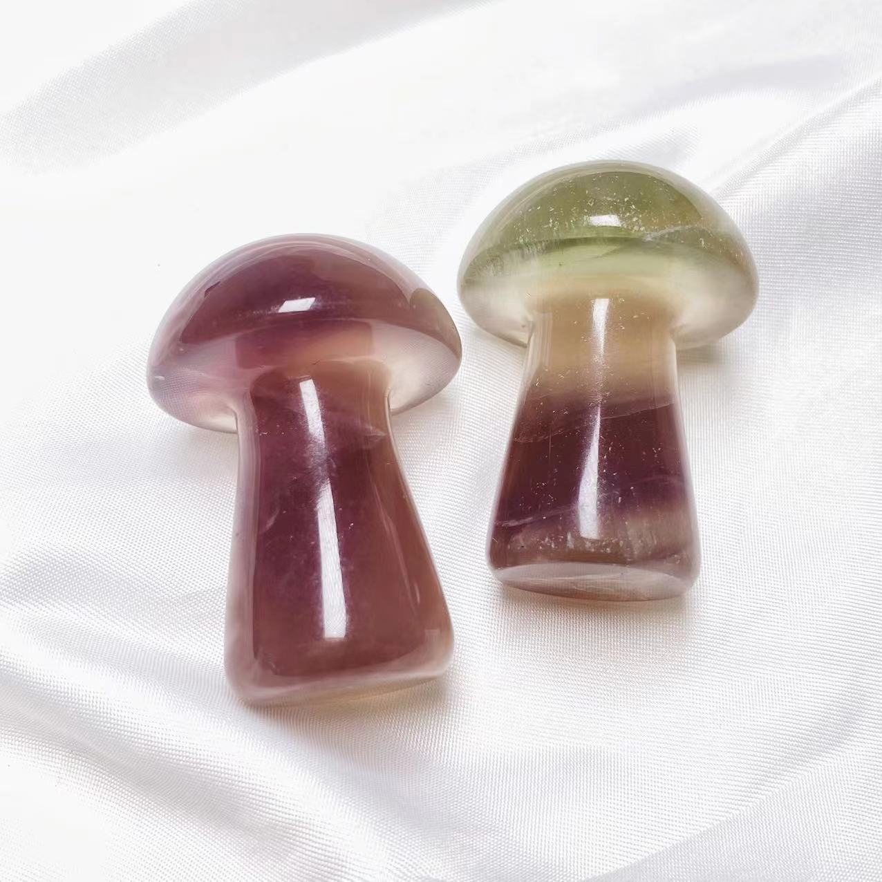 Crystal 2 inches mushroom