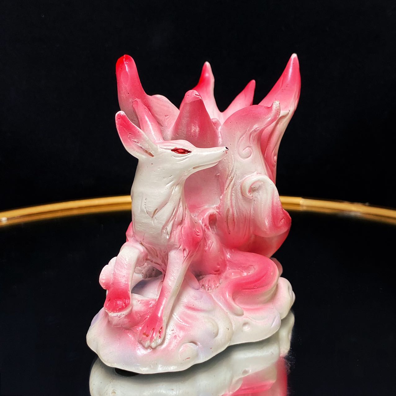 Resin nine tails fox sphere stand
