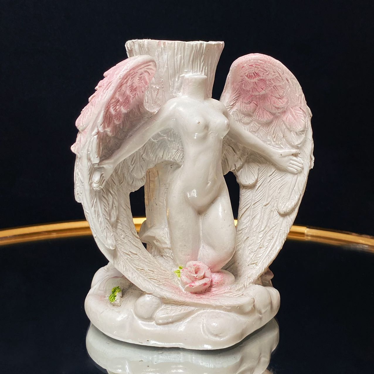 Resin angel body with crucifix tree sphere stand