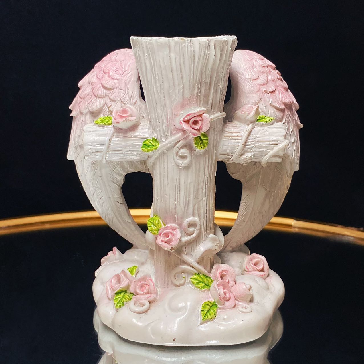 Resin angel body with crucifix tree sphere stand