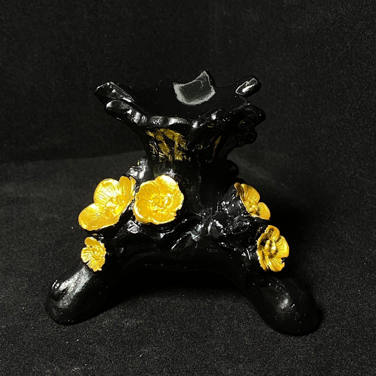 Resin plum root of the tree sphere stand