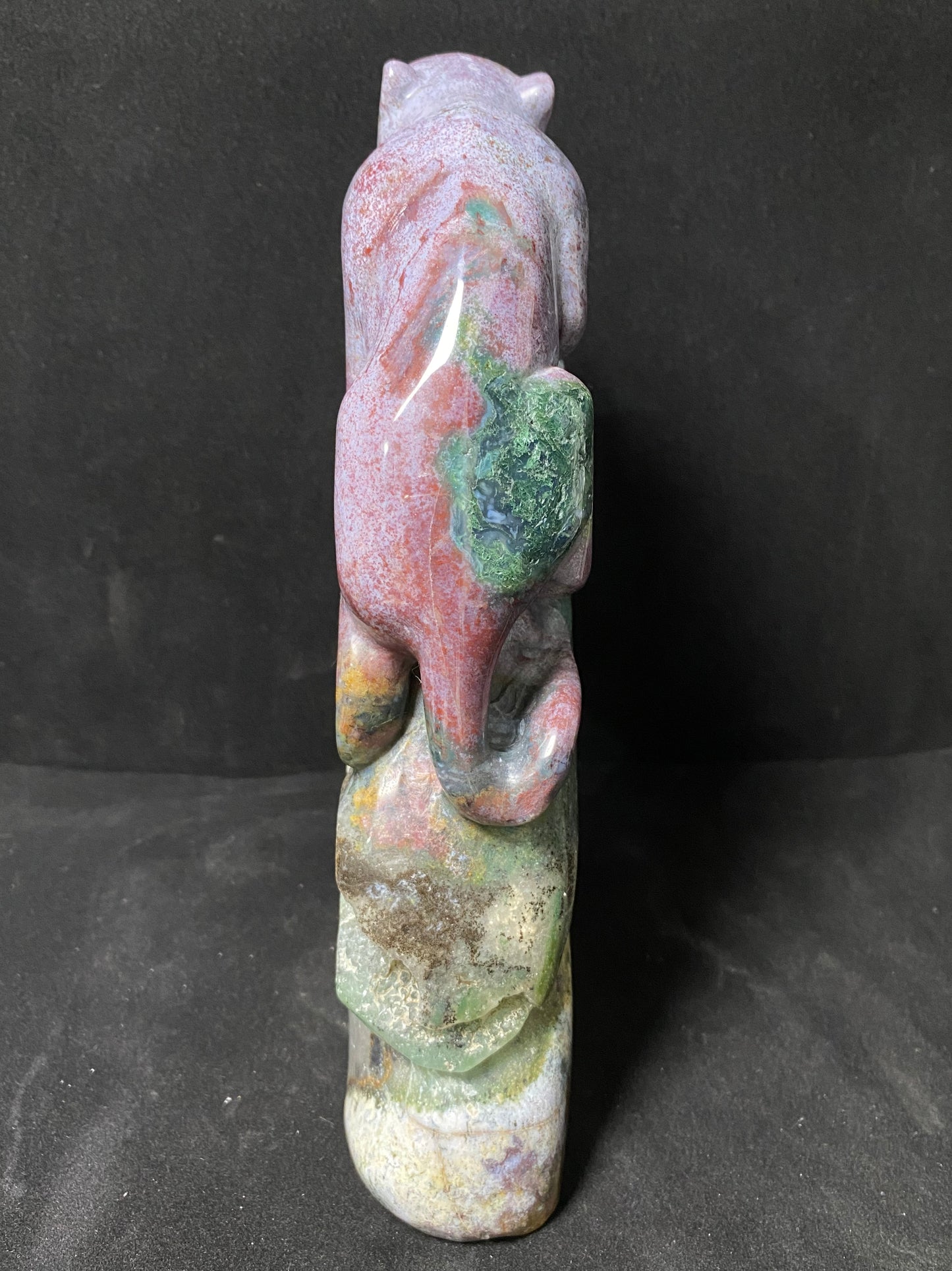 Ocean jasper tiger on stone carving