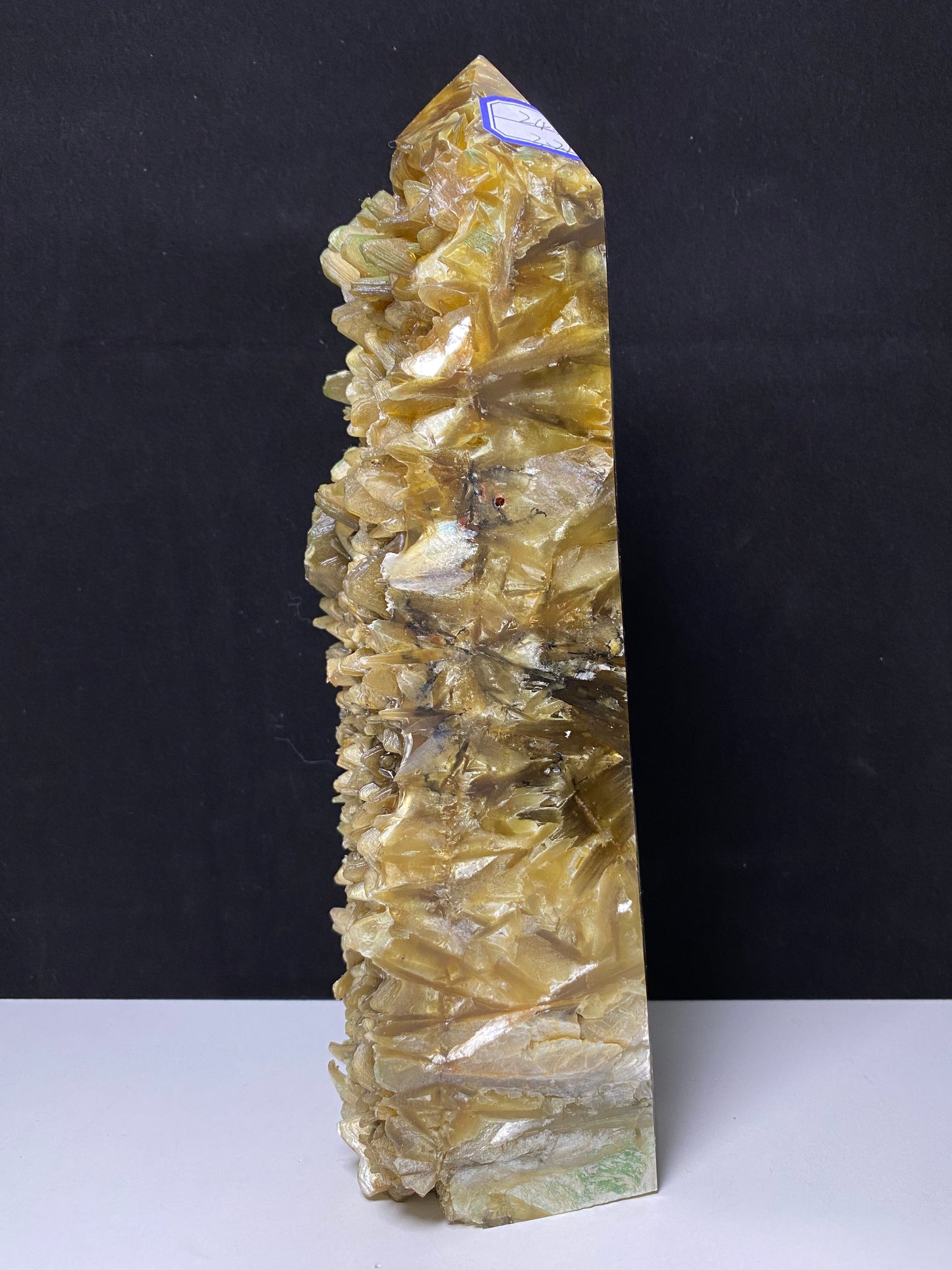 Golden mica tower#3200