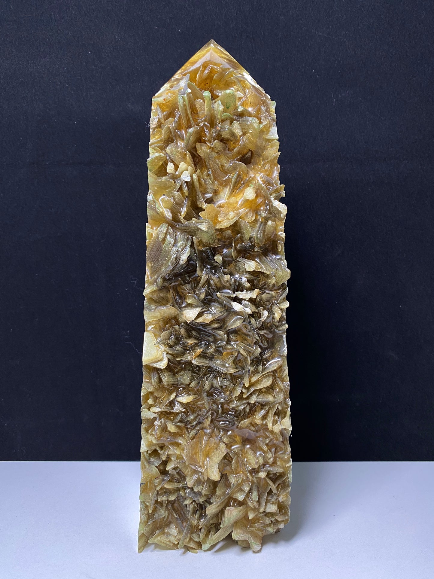 Golden mica tower#3200