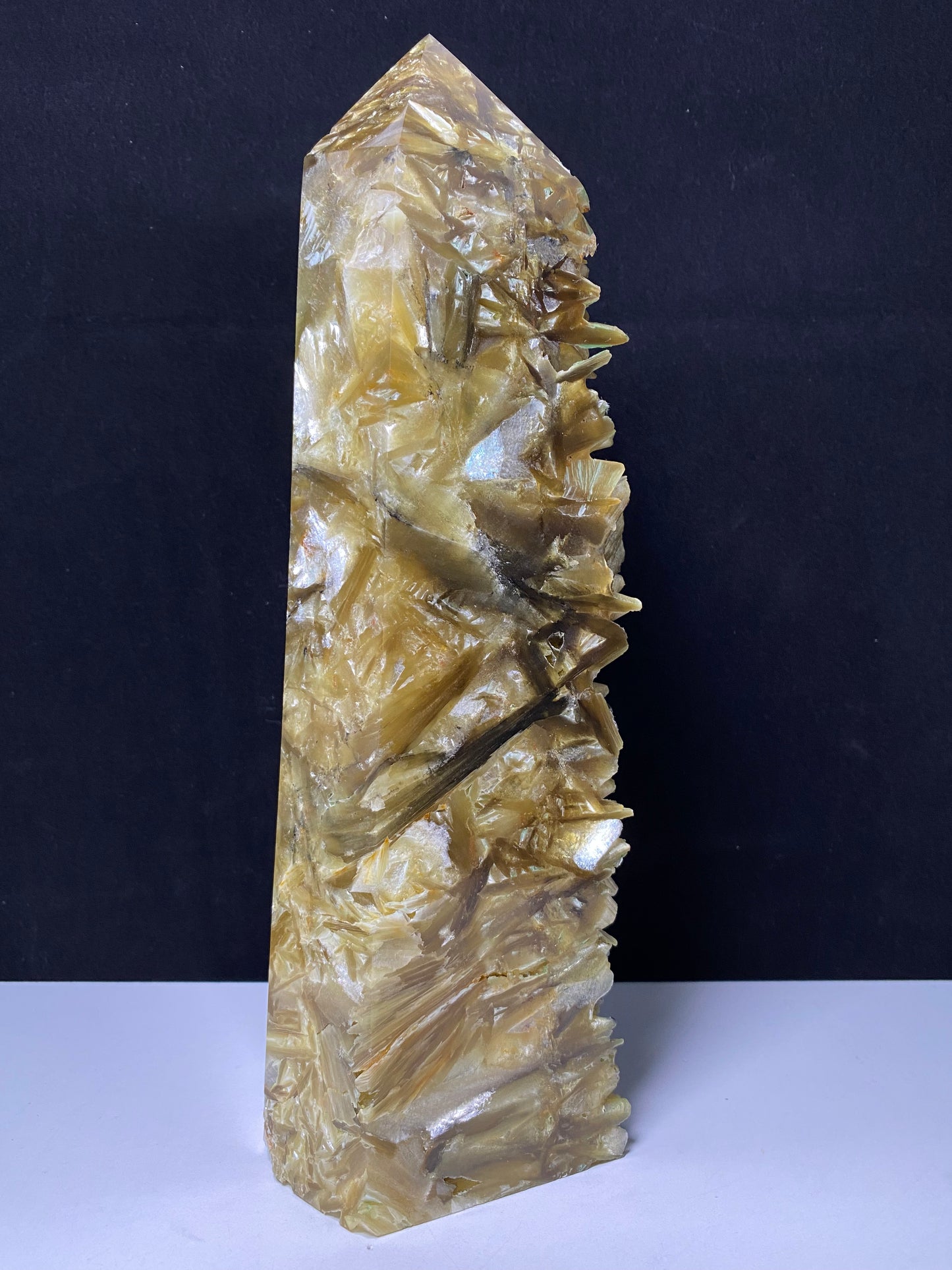 Golden mica tower#3200