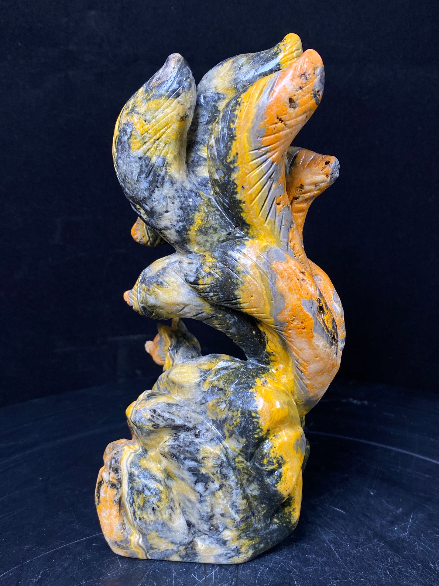 Bumble bee jasper nine tails fox #0816