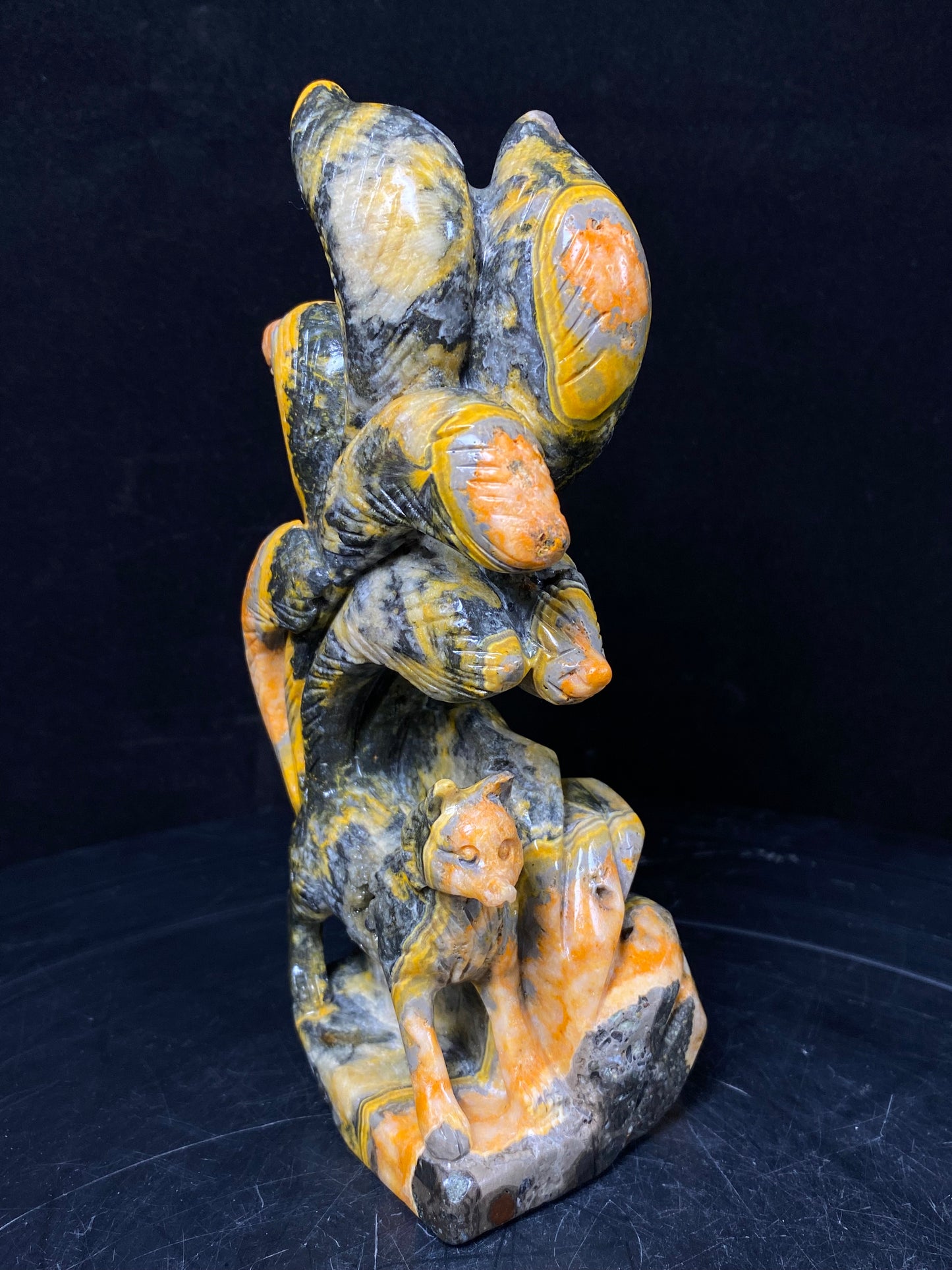 Bumble bee jasper nine tails fox #0787
