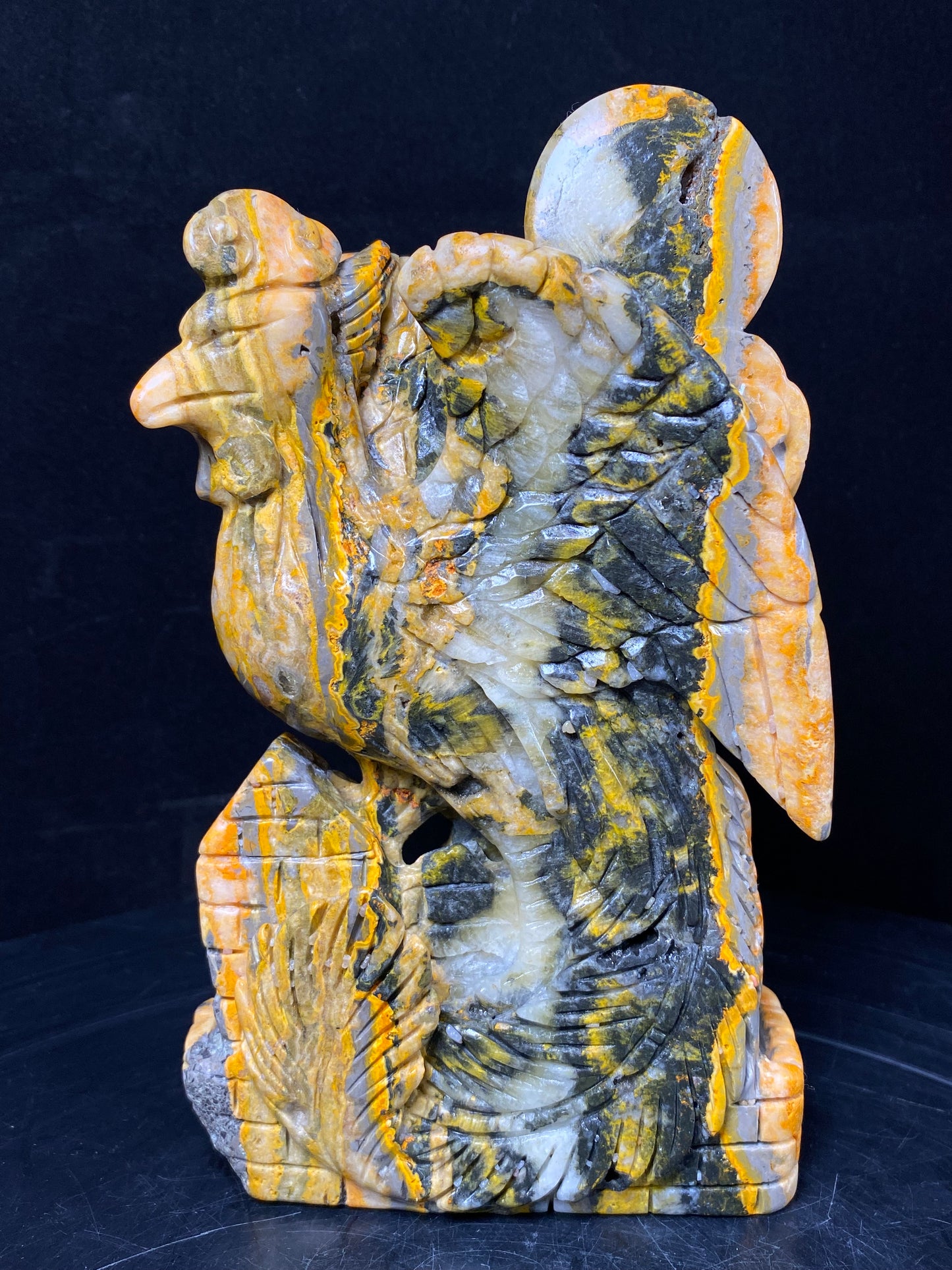 Bumble bee jasper phoenix on castle carving #1120