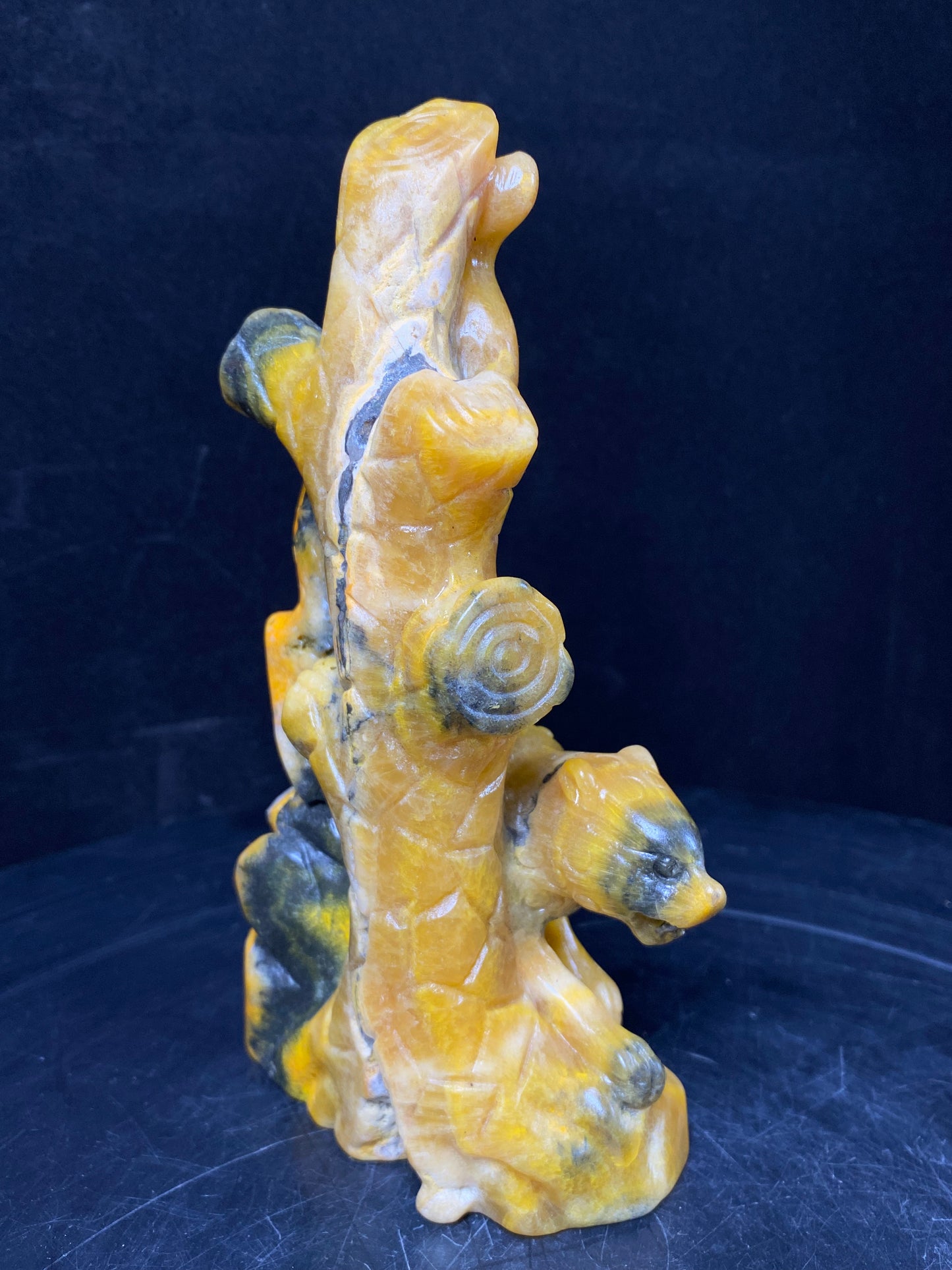 131-Bumble bee jasper leopard carving #0757