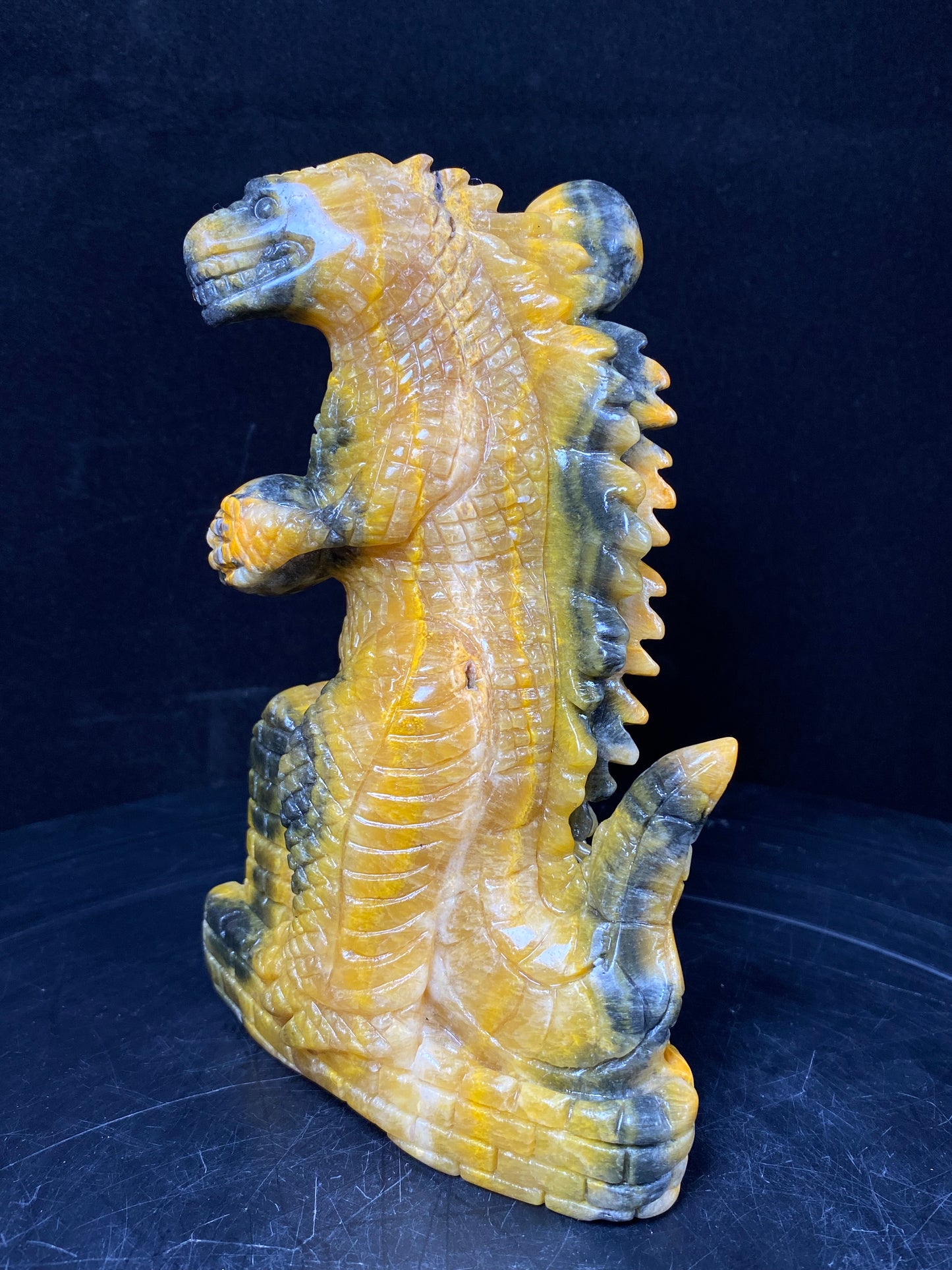 133-Bumble bee jasper dinosaur carving #1024