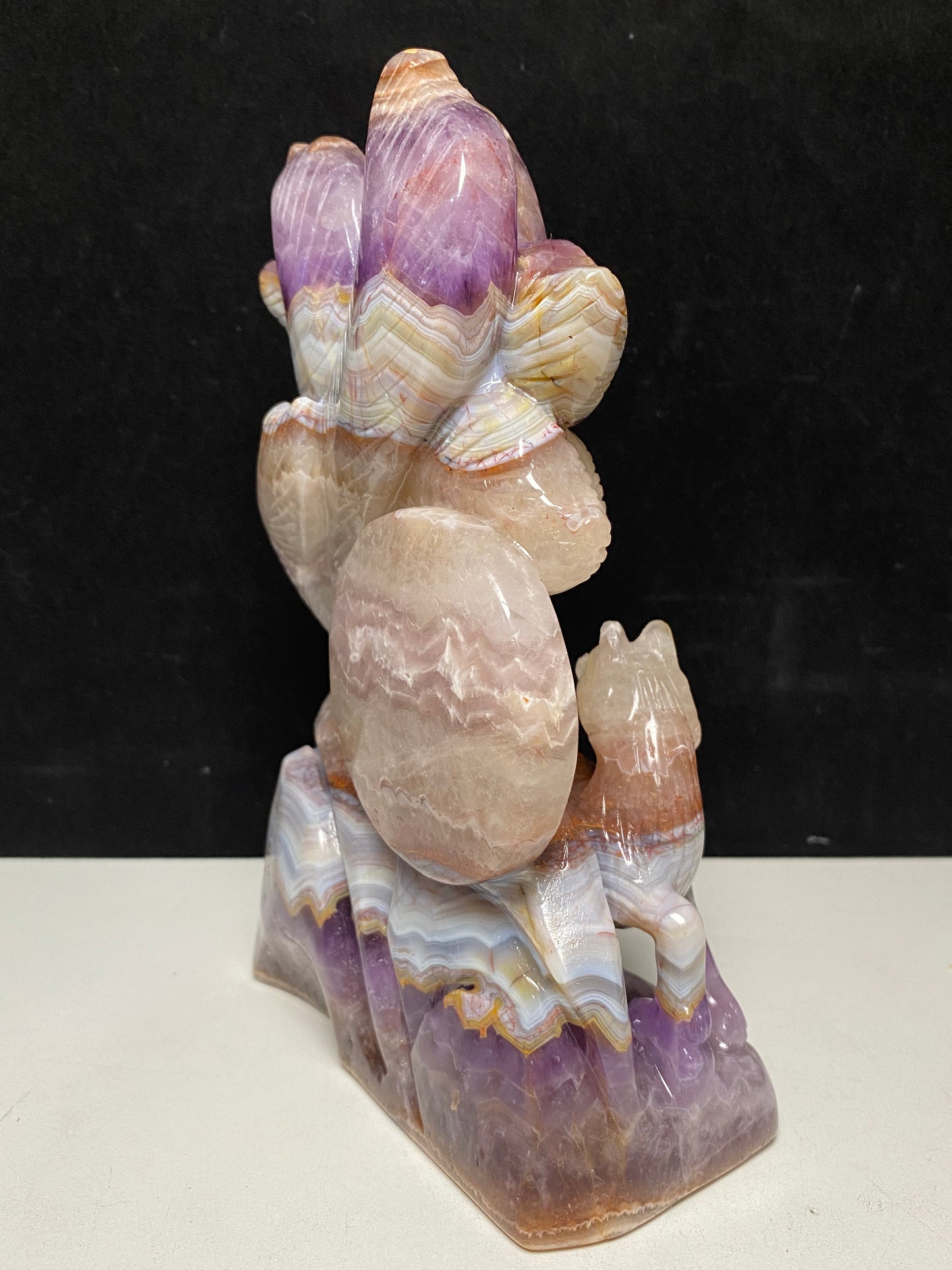 Banded amethyst ninetails fox carving #1781
