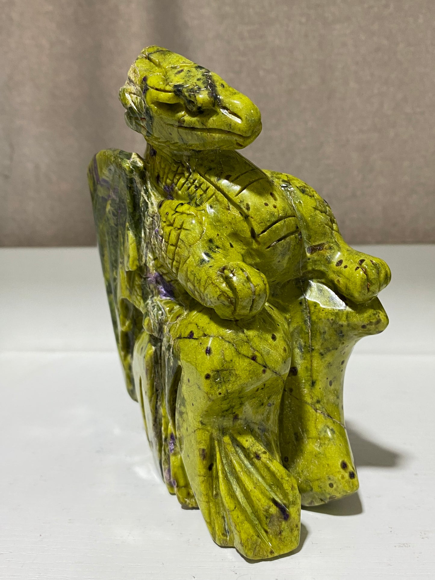 Atlantisite flying dragon carving #1258