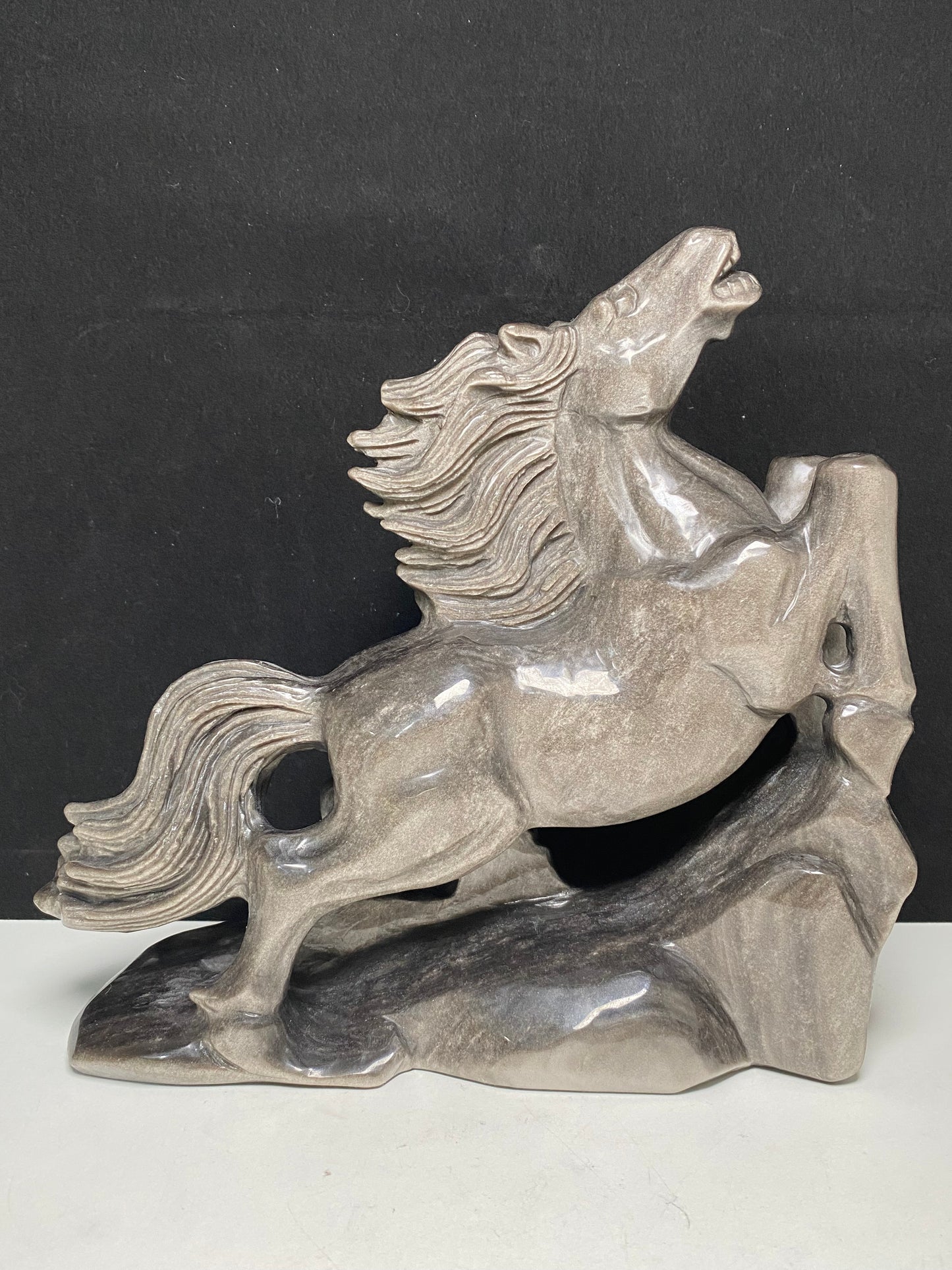 Silver sheen obsidian horse carving #3227