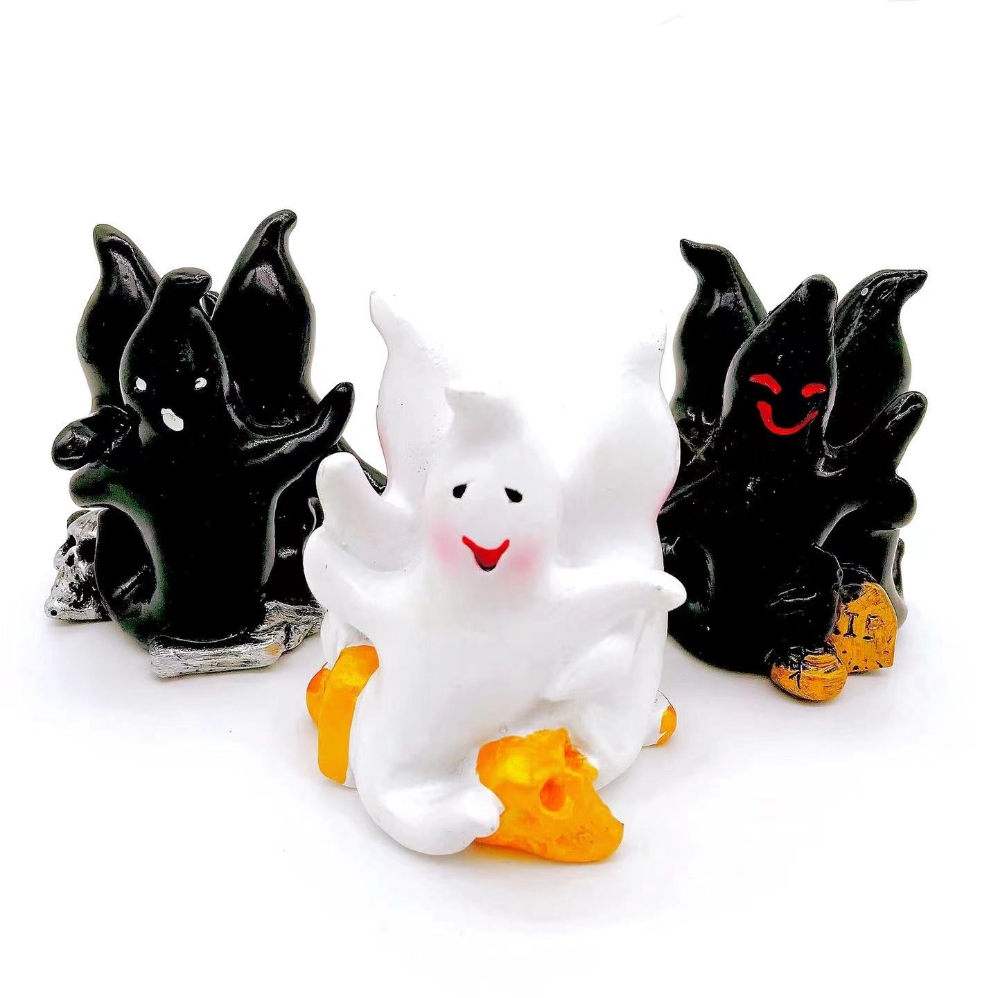 Crystal resin ghost sphere stand