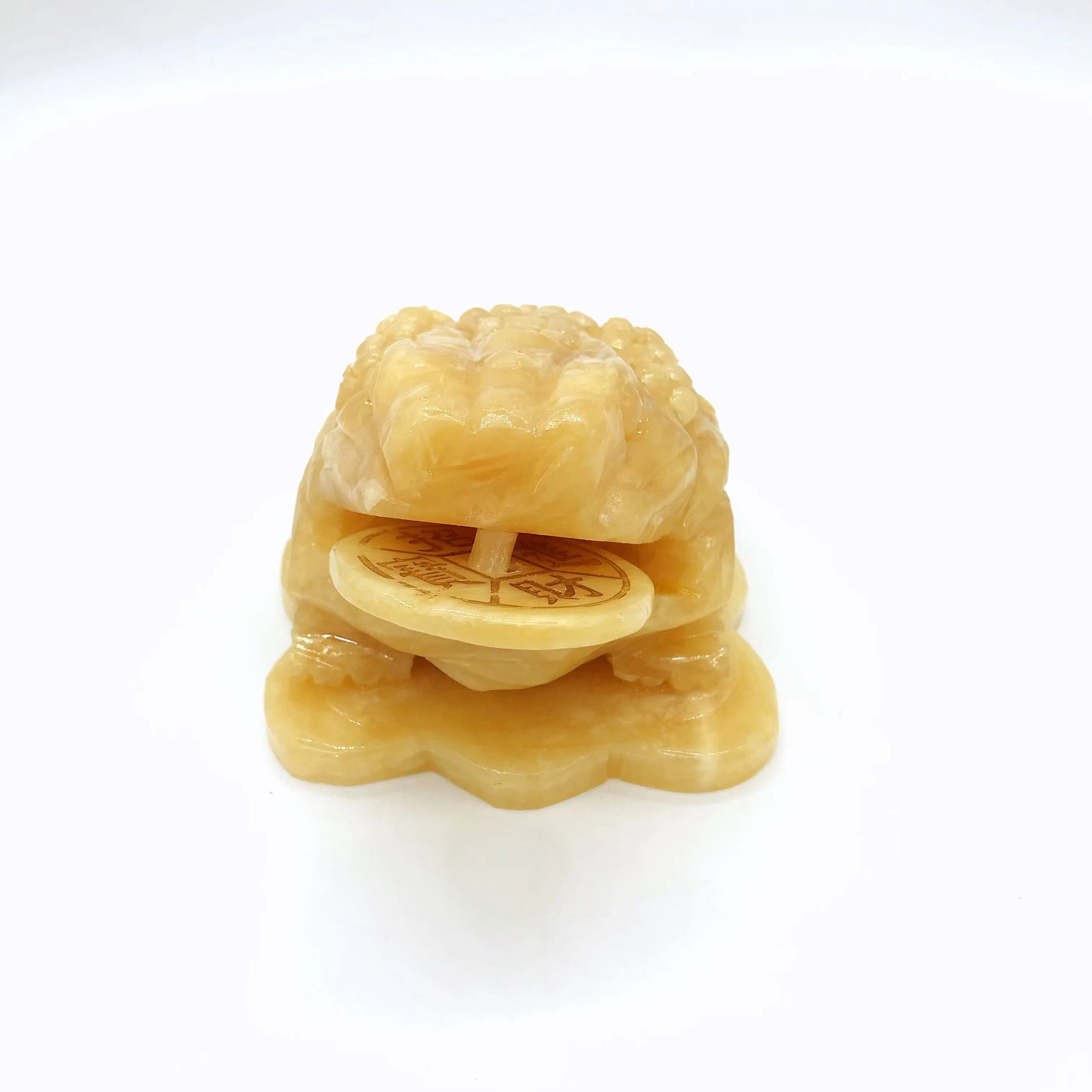 Yellow jade golden toad carving