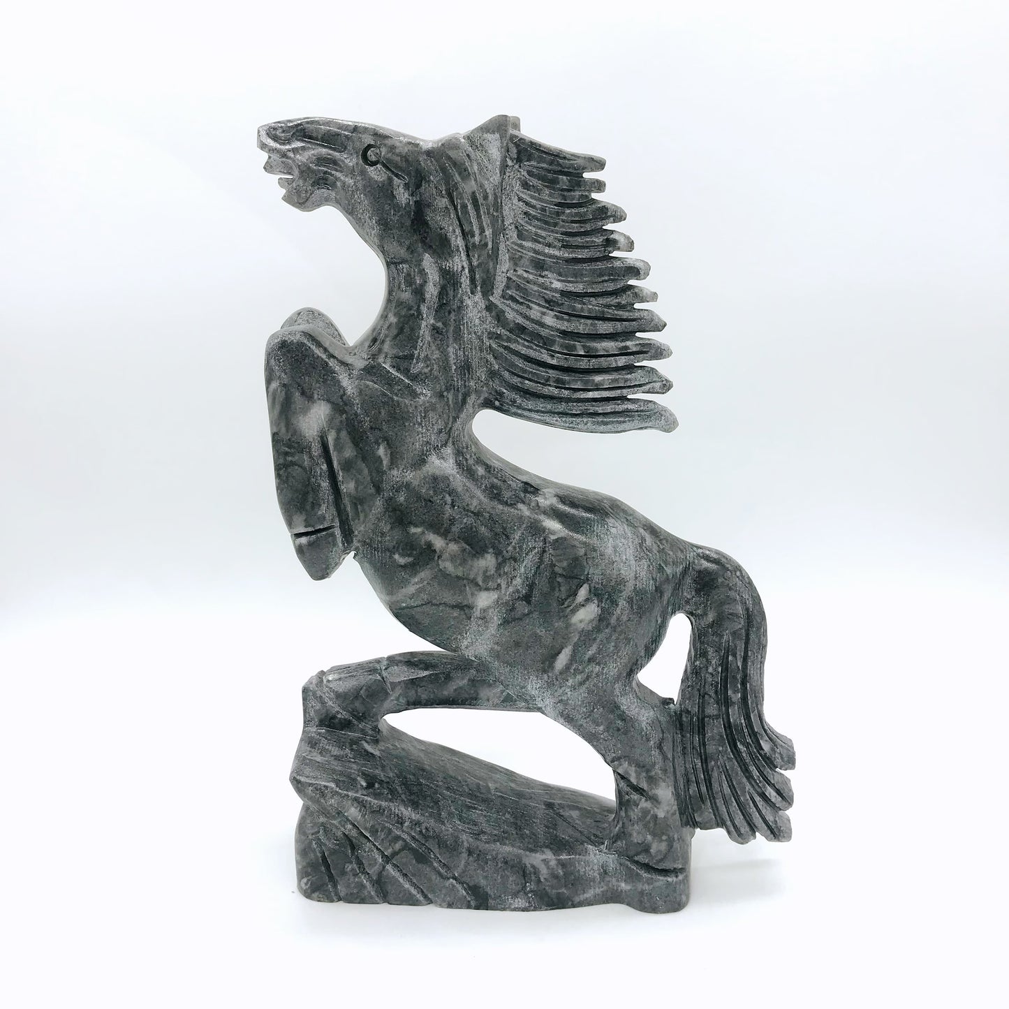 Black jade horse carving