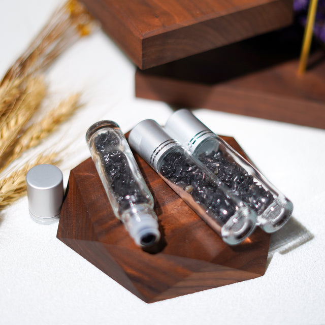 Crystal chips perfume bottle