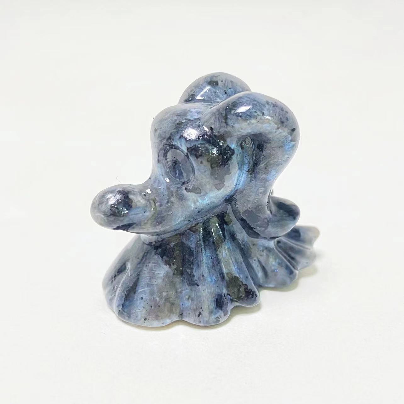 Crystal zero dog carvings